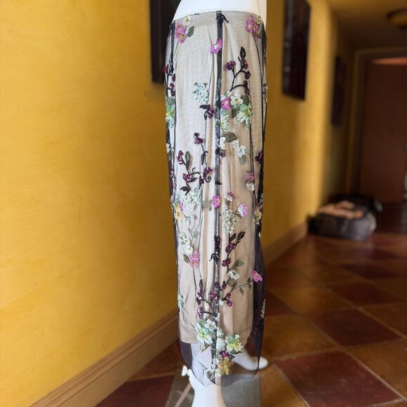 Vince Begonia Floral Sequin Skirt Rare Sample – Retail $525 – Size 8 (U.S.) - Picture 8 of 16